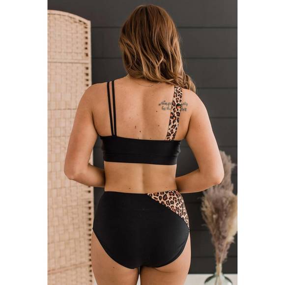 NEW MACK & MAL near to paradise swim bottoms in black & natural leopard - Picture 2 of 2